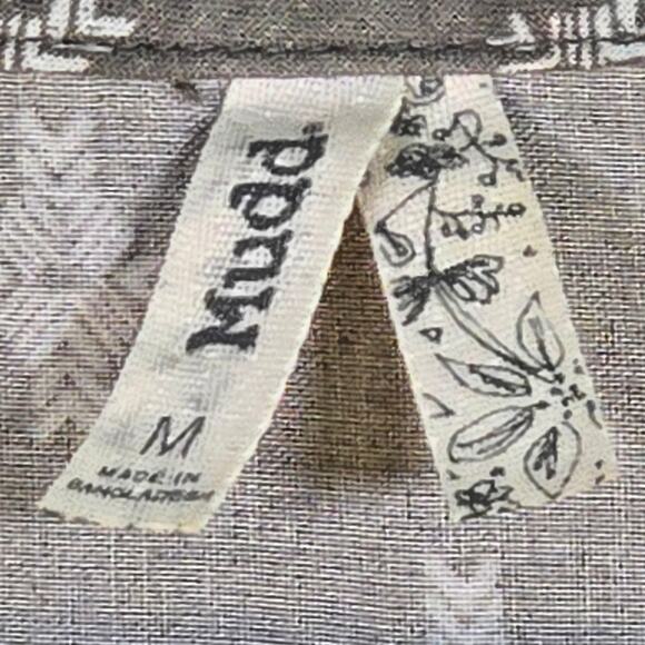 Mudd Women's Boho Top. Size Medium. Green And Cream Color. - Picture 4 of 10